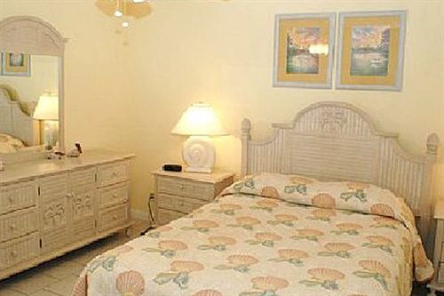 Pelican Beach Villas Marsh Harbour Esterno foto